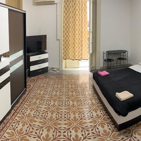 Manzoni Rooms Палермо Экстерьер фото